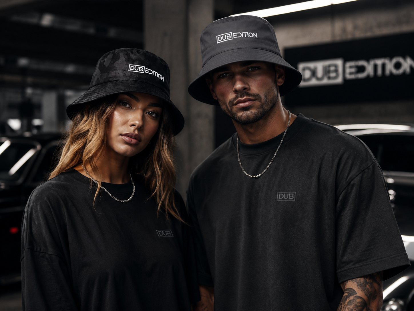 Modelos con sombreros bucket Dub Edition