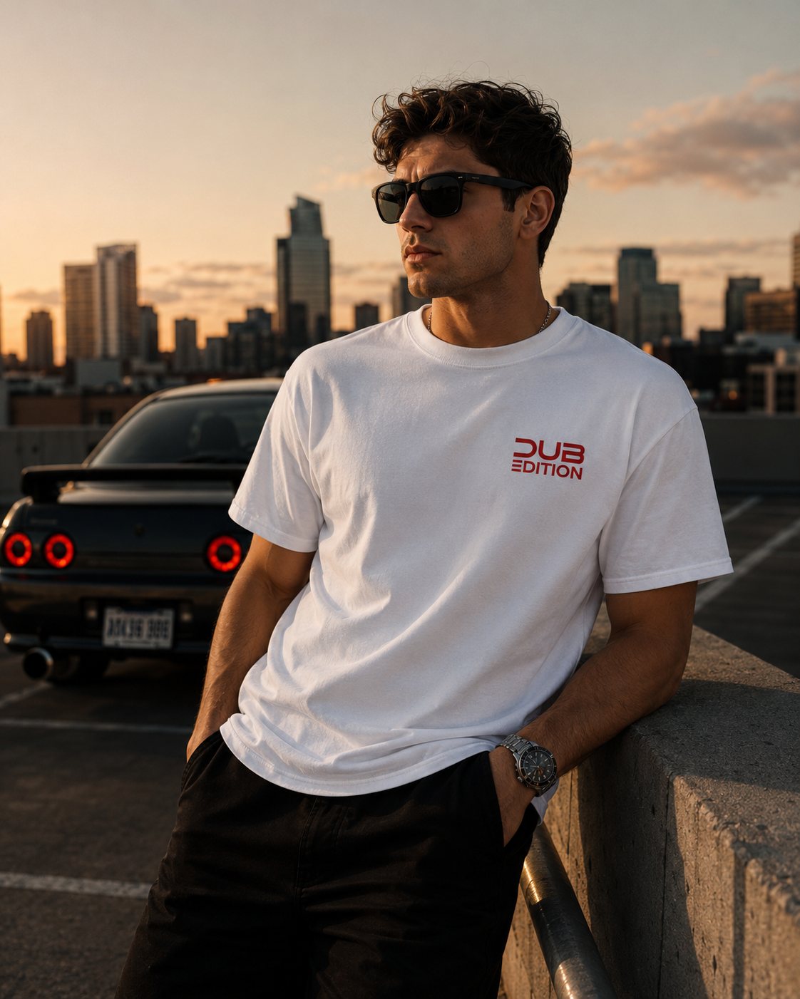 Modelo con camiseta blanca Dub Edition