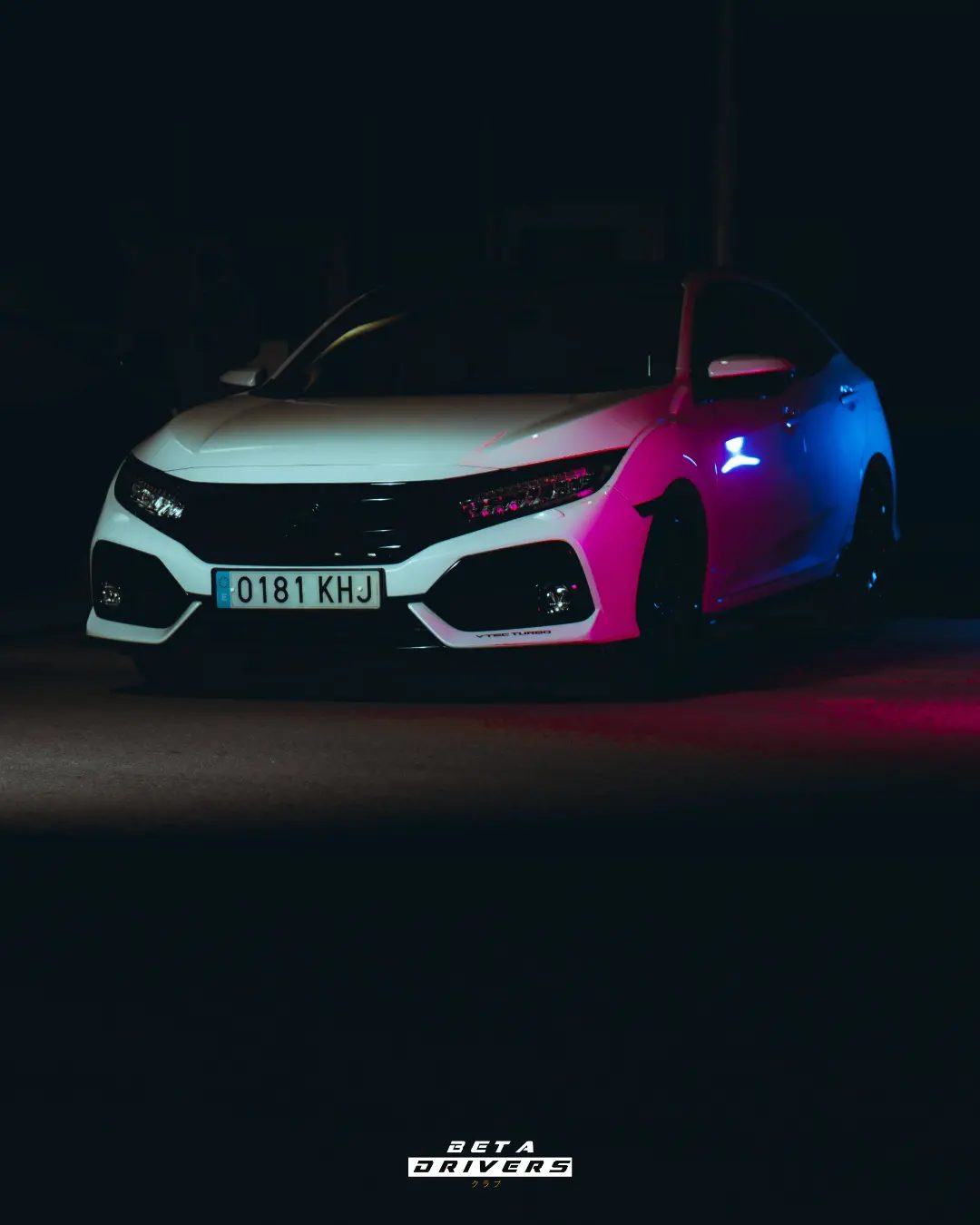 KDD nocturna de coches modificados en Valencia organizada por Dub Edition